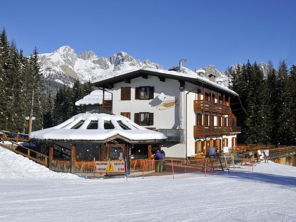 Hotel Pensione Dolomiti ファルカーデ エクステリア 写真