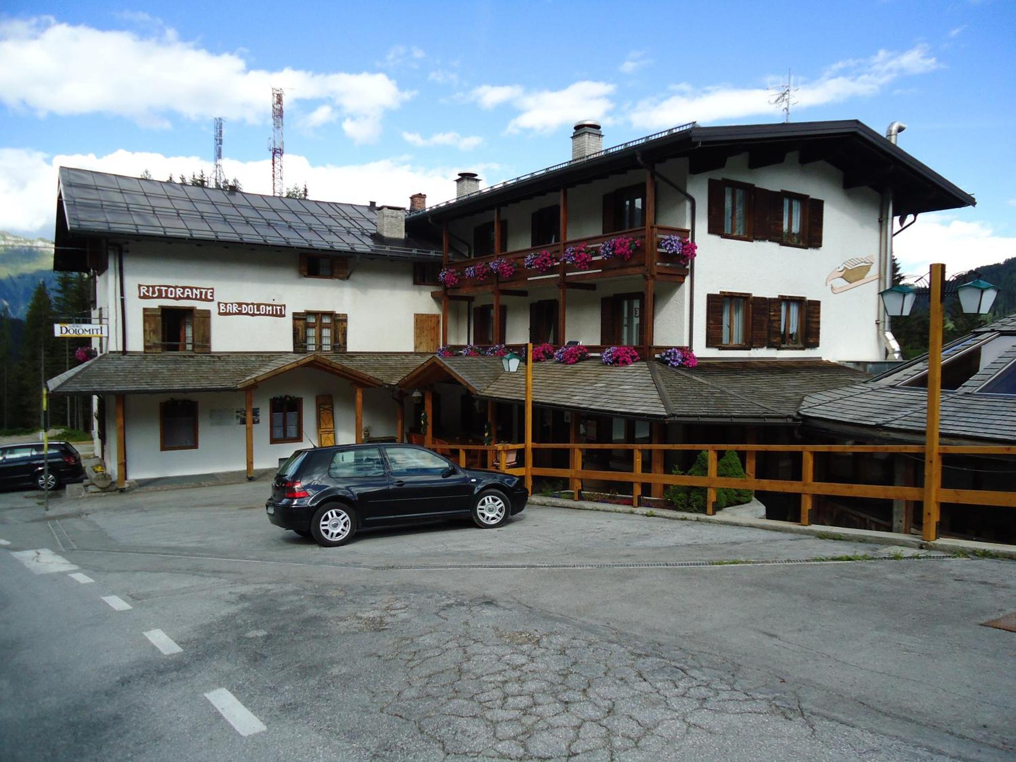 Hotel Pensione Dolomiti ファルカーデ エクステリア 写真